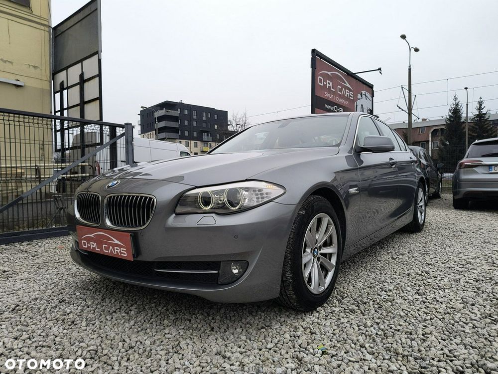 BMW Seria 5 520d - 23