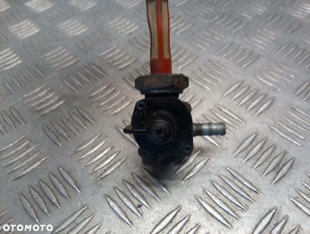 Kranik paliwa HONDA VTX 1300 C/R/S/T 04-09r   PN. 16950-MEM-674 - 4