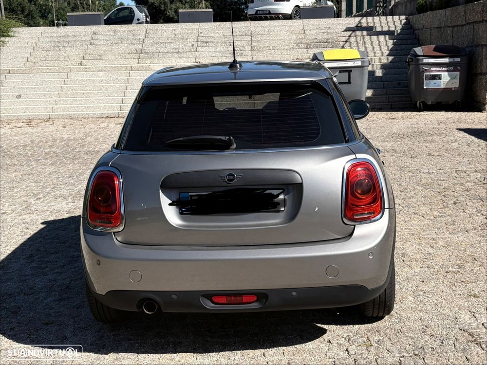MINI 5 Portas One D - 13