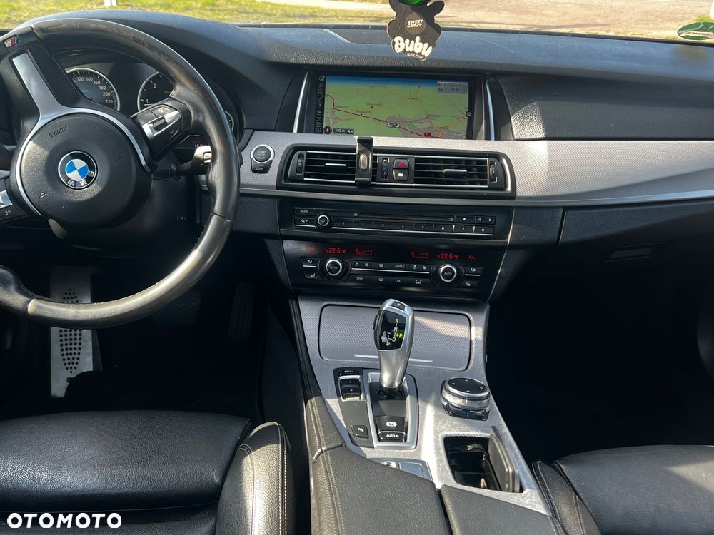 BMW Seria 5 525d Sport-Aut Modern Line - 6