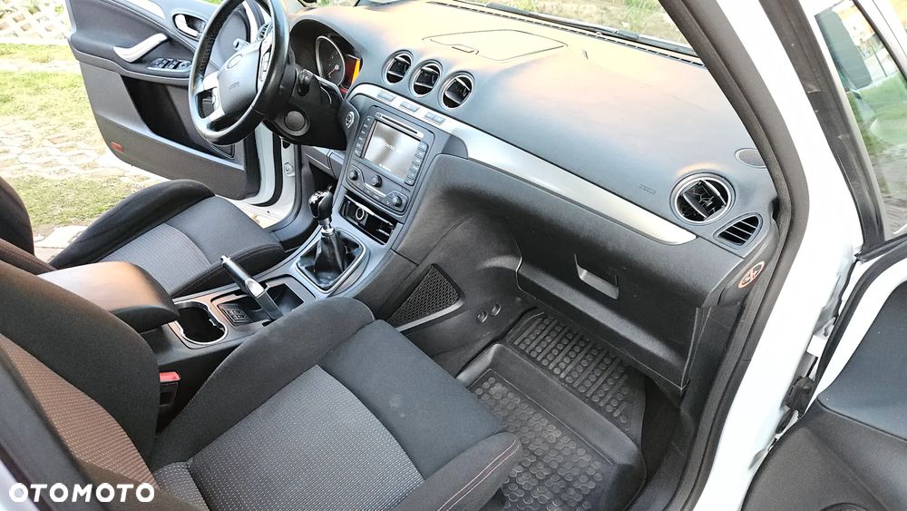 Ford S-Max 1.6 T Trend - 26