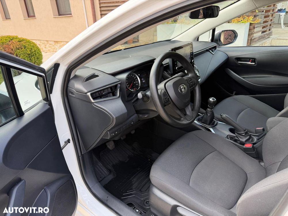 Toyota Corolla - 6