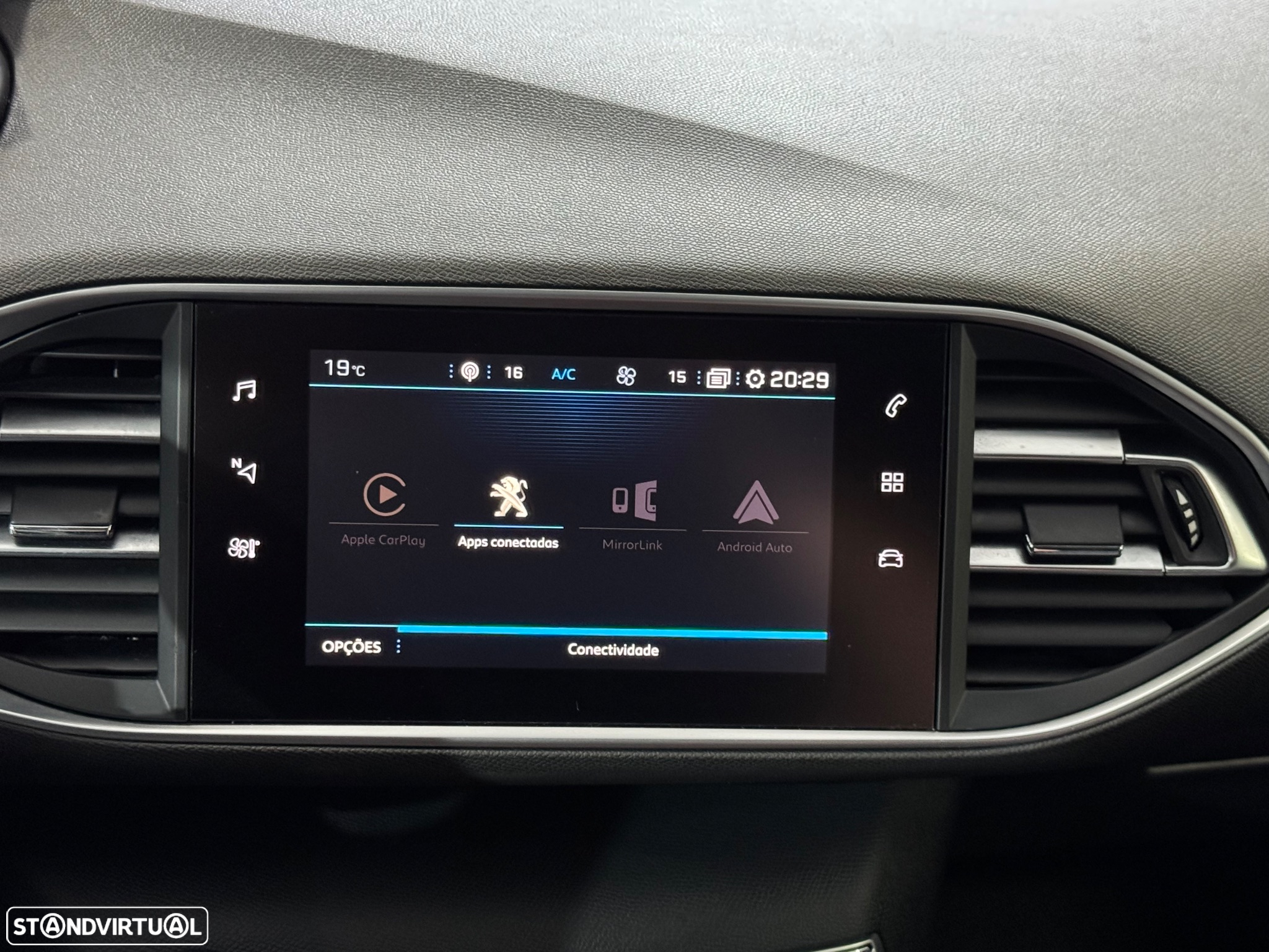 Peugeot 308 SW PureTech 130 GPF EAT8 Stop & Start Allure - 4