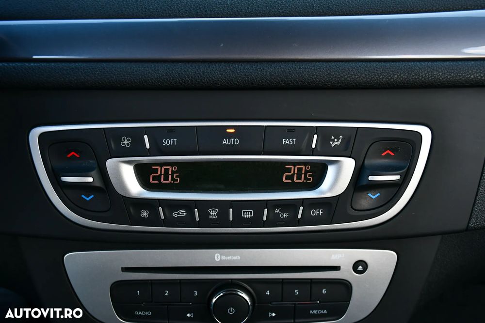 Renault Megane ENERGY dCi 110 LIMITED - 13