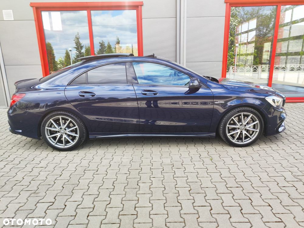 Mercedes-Benz CLA - 27