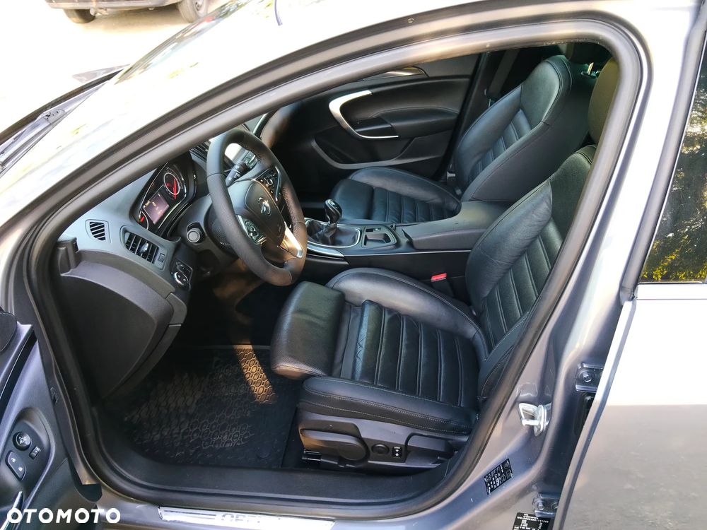 Opel Insignia - 16