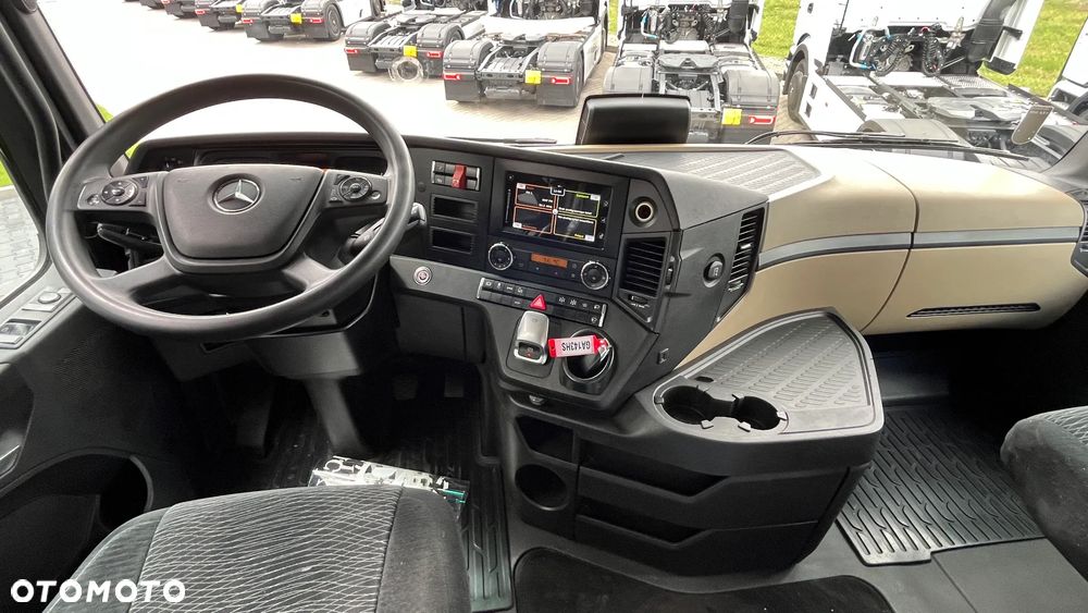 Mercedes-Benz Actros 1851 LS EURO 6 FULL ADR !!! - 15