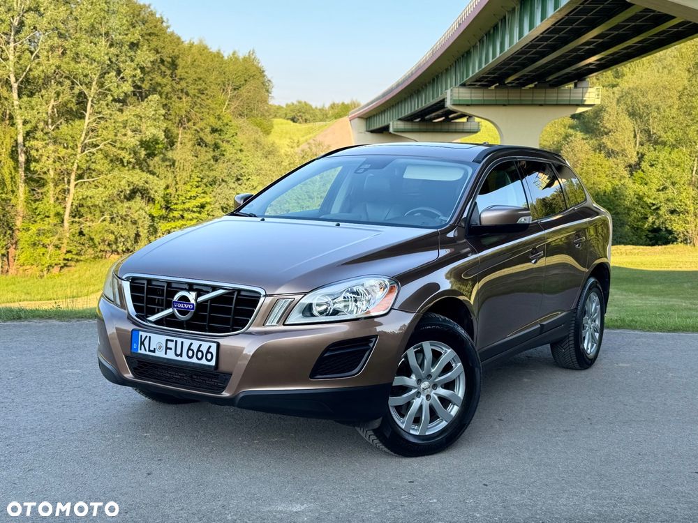 Volvo XC 60 - 1