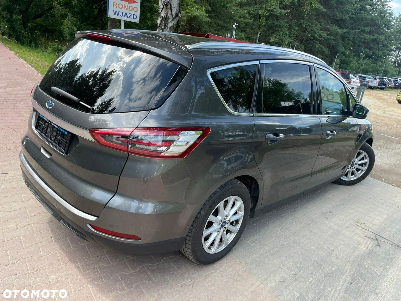Ford S-Max - 27