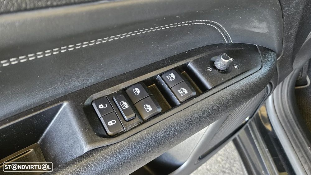 Jeep Compass 1.3 T4 4xe Auto Limited - 11