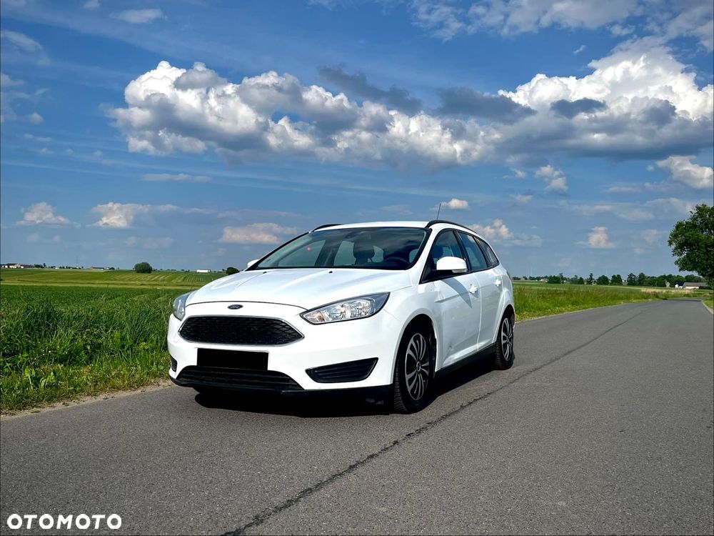 Ford Focus 1.6 TDCi DPF Start-Stopp-System SYNC Edition - 5