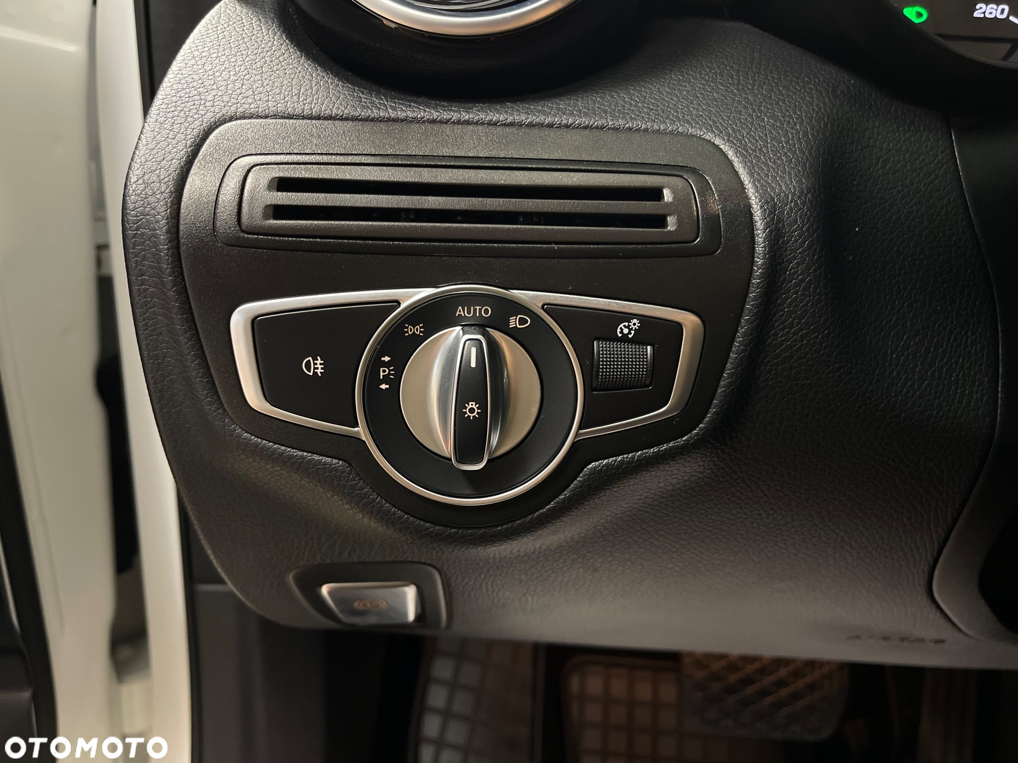 Mercedes-Benz Klasa C 160 9G-TRONIC - 19