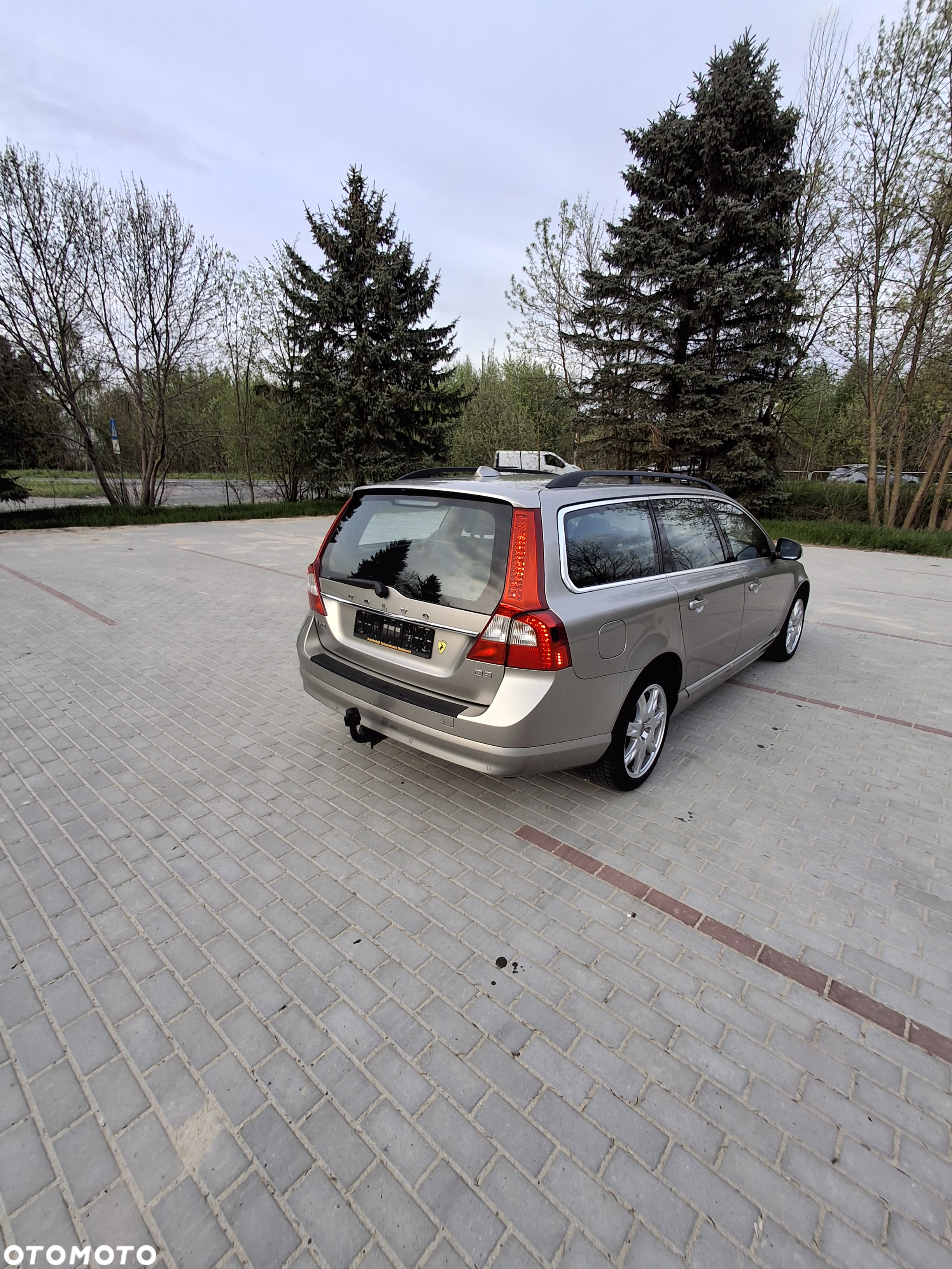 Volvo V70 D3 Momentum - 6