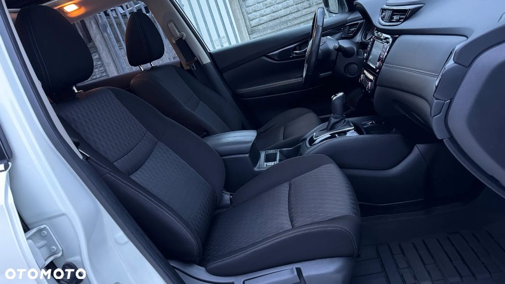 Nissan X-Trail 1.3 DIG-T N-Connecta 2WD DCT - 21