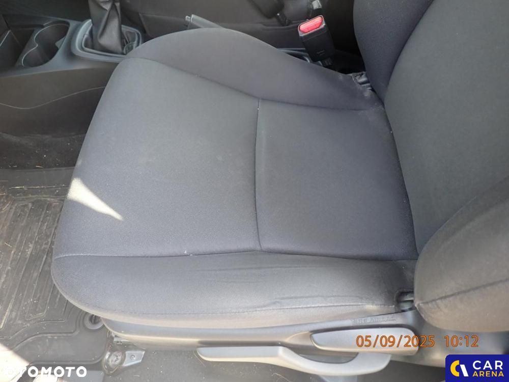 Toyota Yaris 1.5 Active - 29
