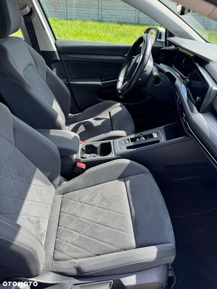 Volkswagen Golf 1.5 eTSI EVO Style DSG - 18
