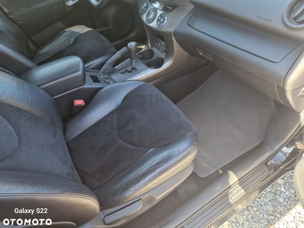 Toyota RAV4 2.0 VVT-i Prestige NAVI MS - 16