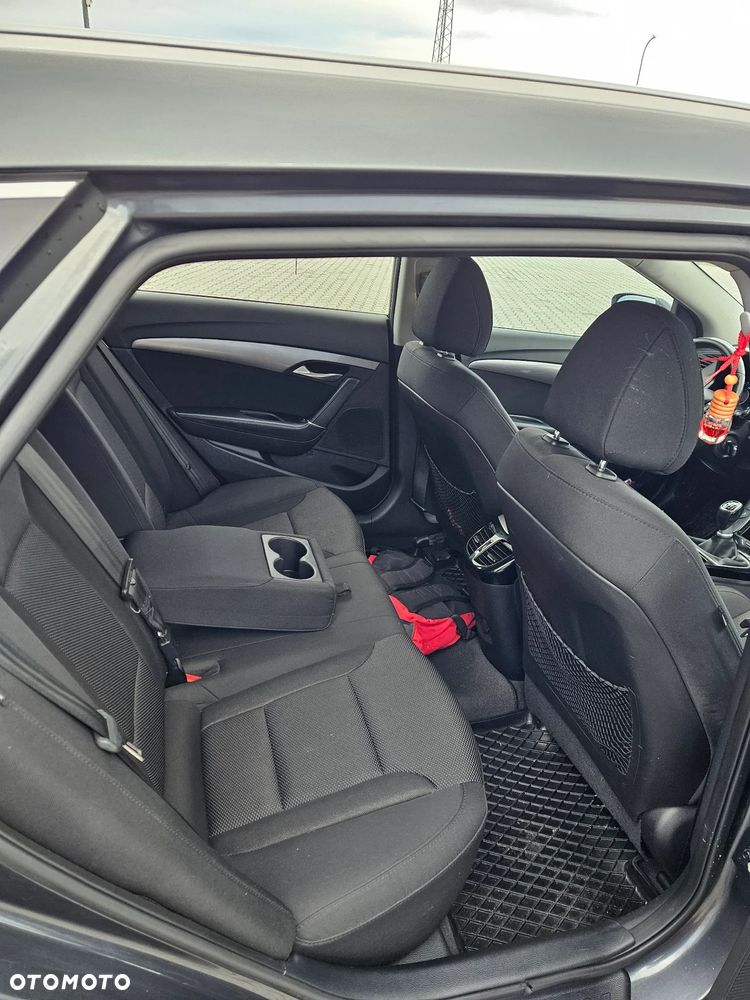 Hyundai i40 1.7 CRDi Comfort - 17