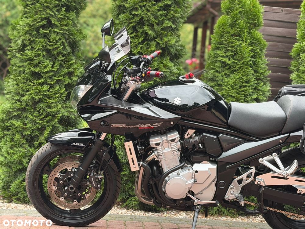 Suzuki Bandit - 19