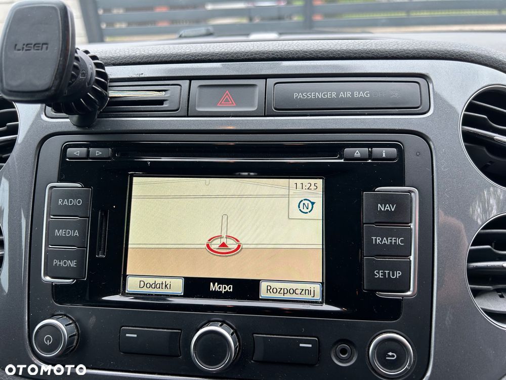 Volkswagen Tiguan 2.0 TDI DPF 4Motion BlueMotion Technology DSG Sport & Style - 20