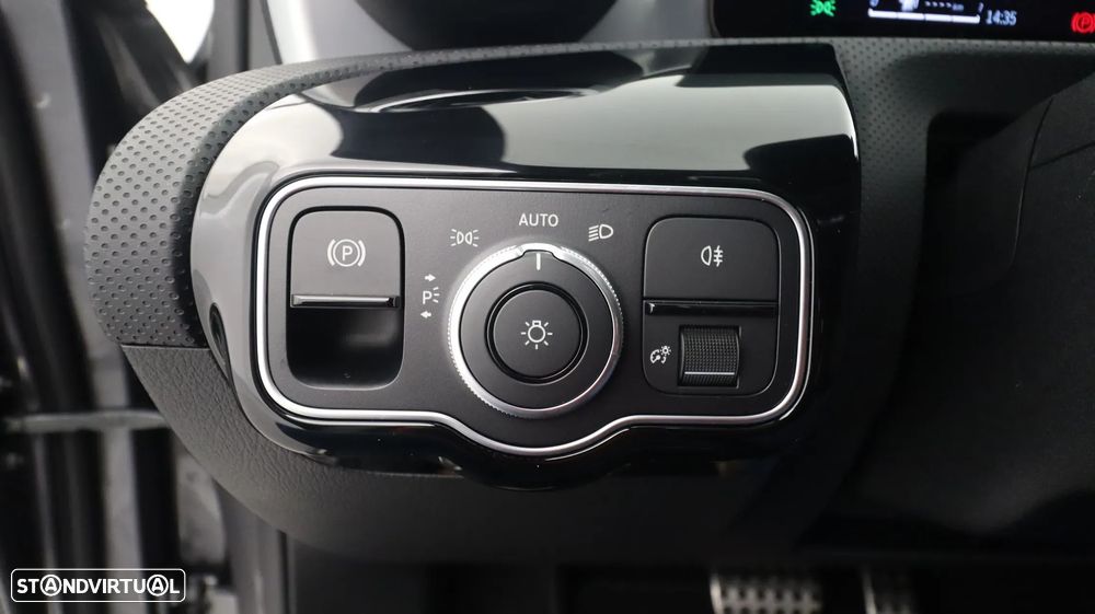 Mercedes-Benz A 180 Limousine d AMG Line Aut. - 18