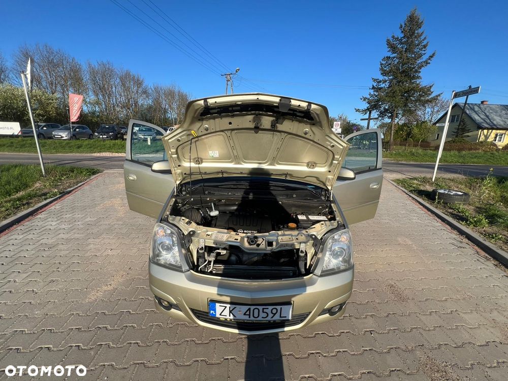 Opel Meriva 1.8 16V Cosmo Easytronic - 17