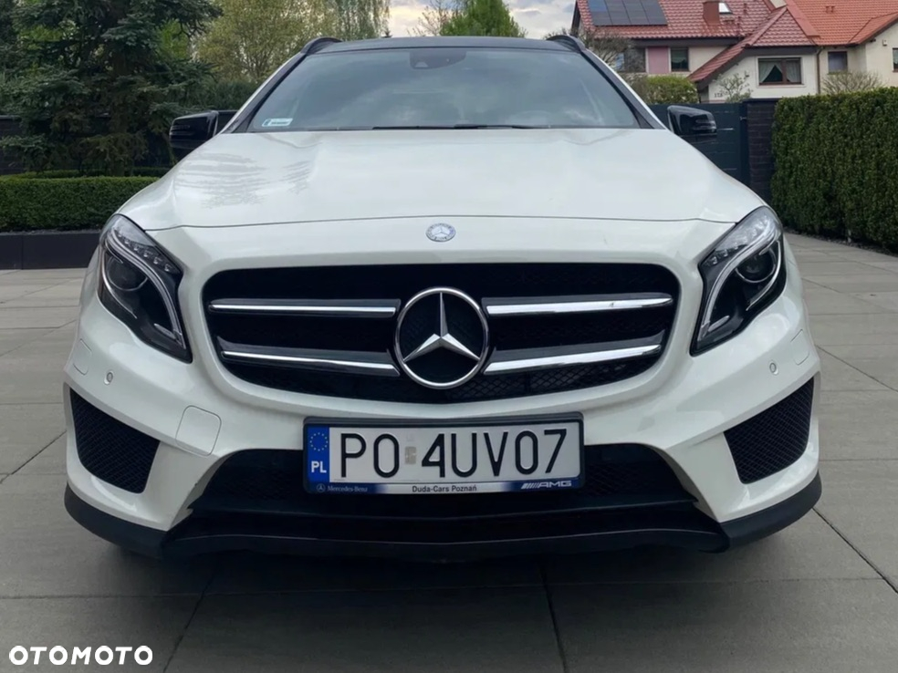 Mercedes-Benz GLA 250 4-Matic - 6