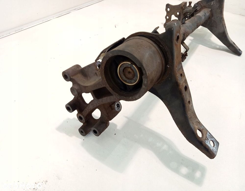 BELKA WYWROTU KABINY MITSUBISHI FUSO CANTER 3C13 - 4