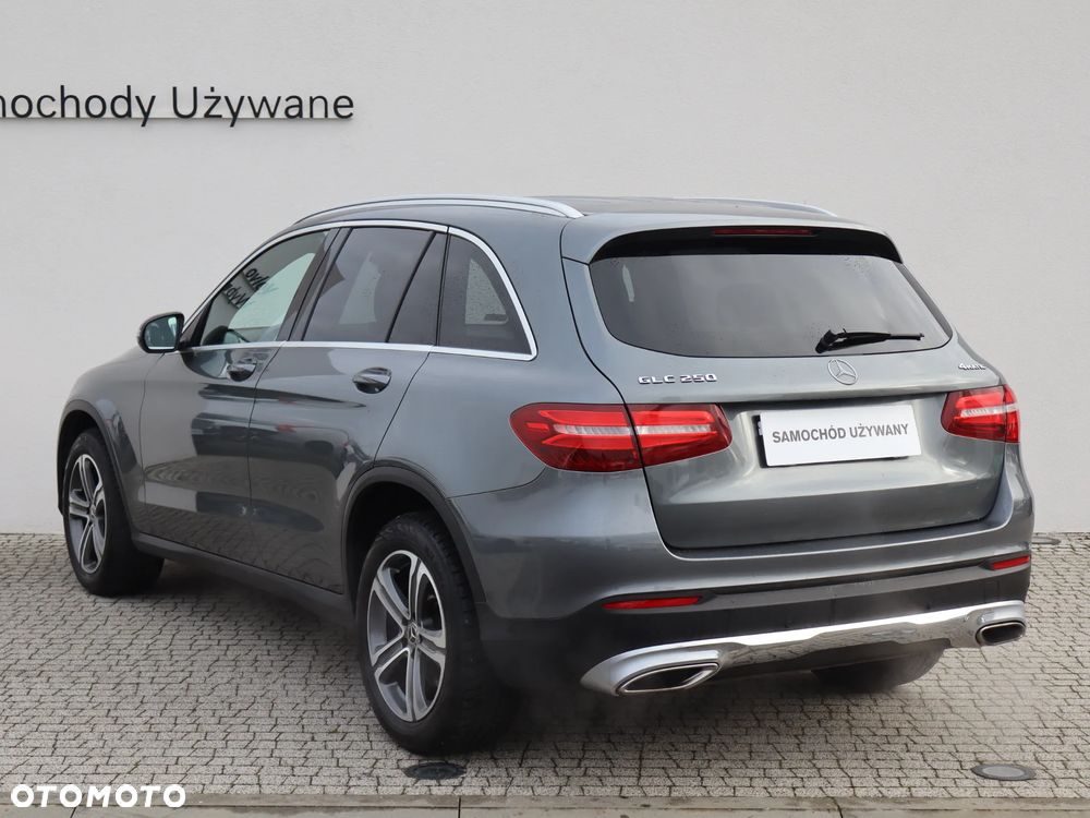 Mercedes-Benz GLC 250 4-Matic - 3