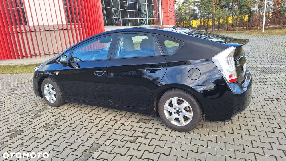 Toyota Prius 1.8 HSD Sol - 2