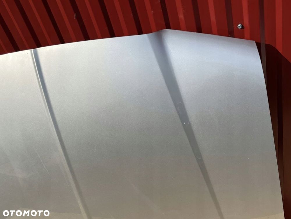 CHRYSLER 300C 3.0CRD MASKA SREBRNA ŁADNA W KOLOR - 3