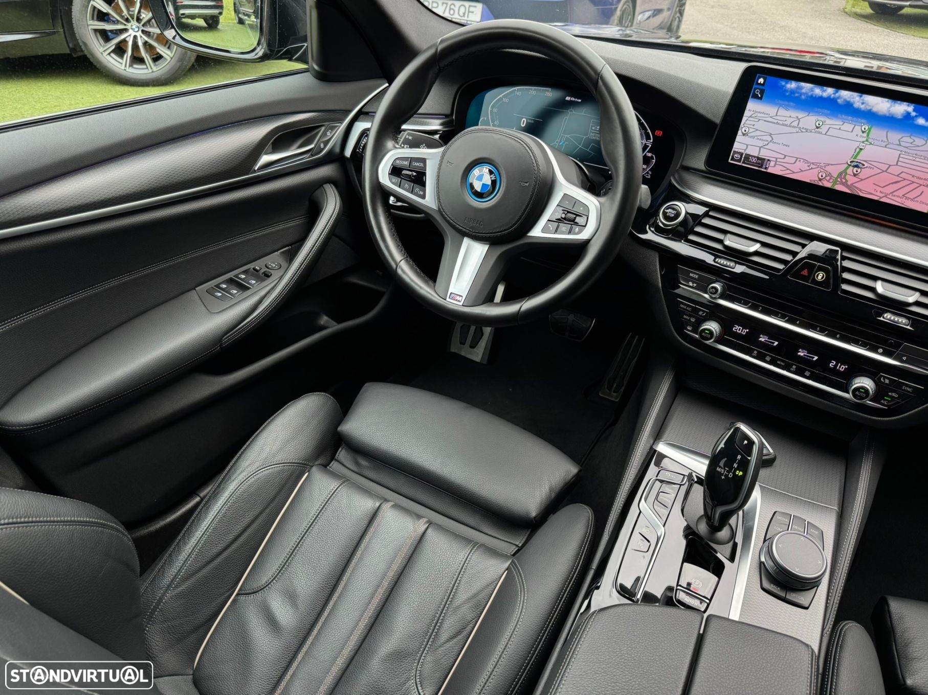BMW 520 e Pack M - 25