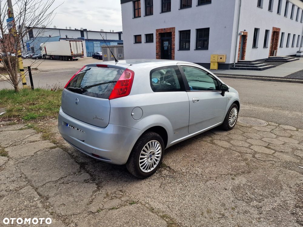 Fiat Grande Punto - 3