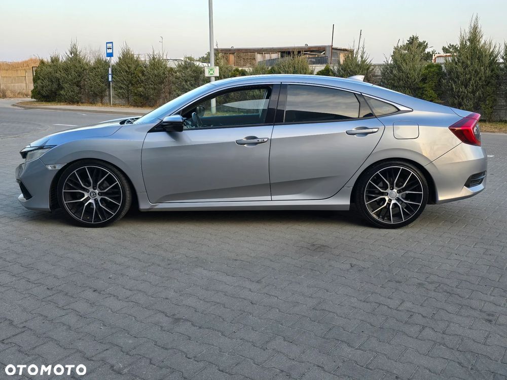Honda Civic 1.5 i-VTEC Turbo CVT Executive - 15