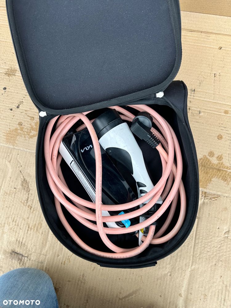 91887-6531 ŁADOWARKA KIA TYPE 2. - 1