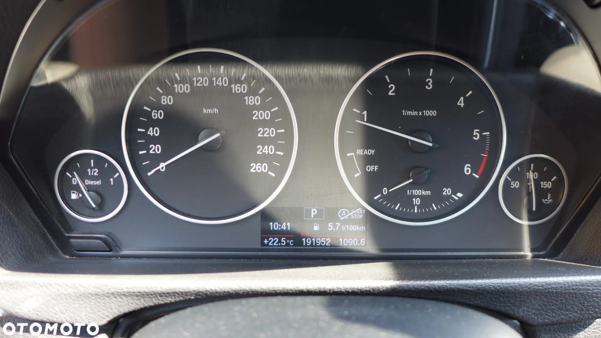 BMW Seria 3 320d Touring - 10