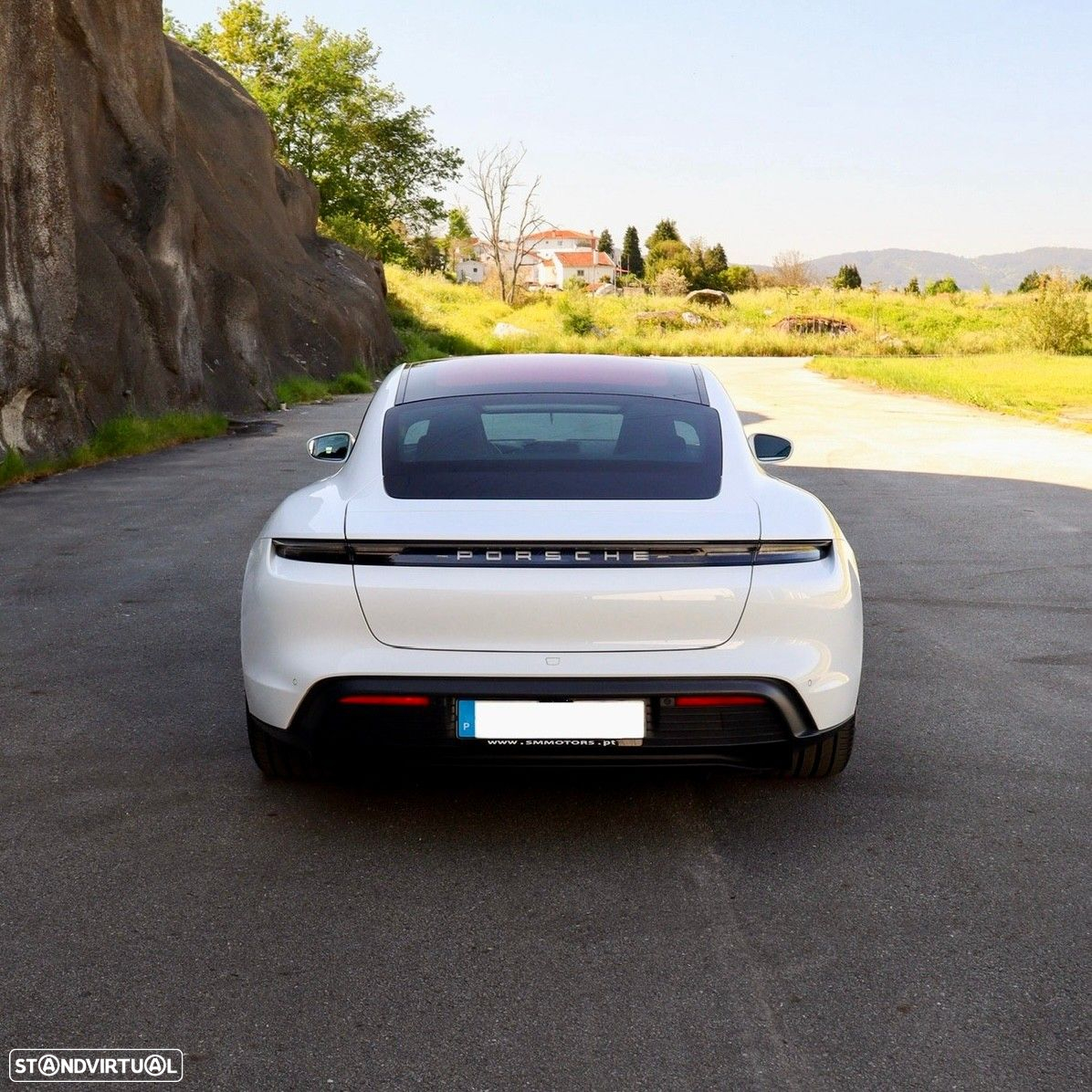 Porsche Taycan Standard - 8