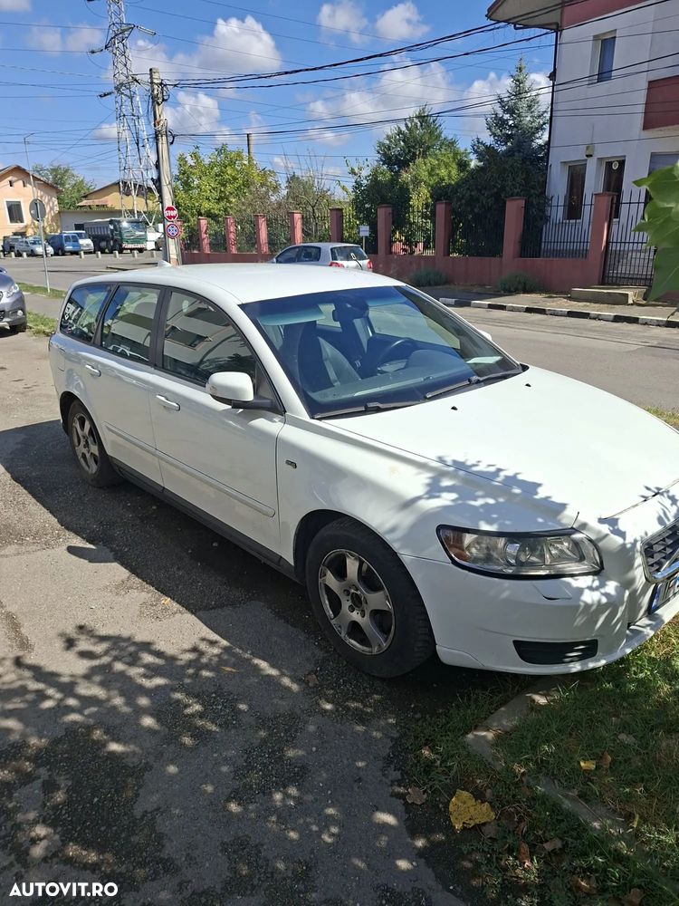 Volvo V50