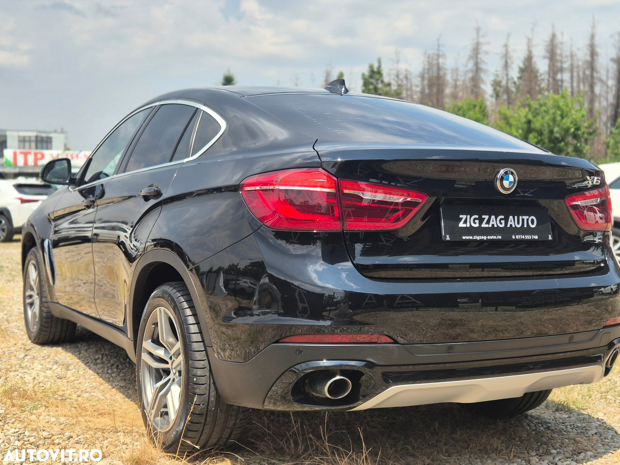 BMW X6 xDrive30d - 14