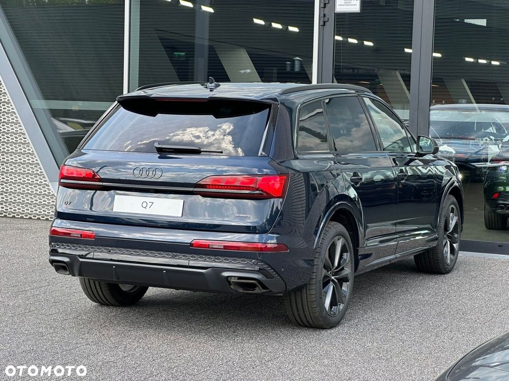 Audi Q7 - 7