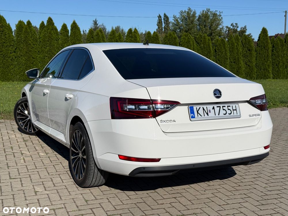 Skoda Superb 1.6 TDI Style DSG - 9