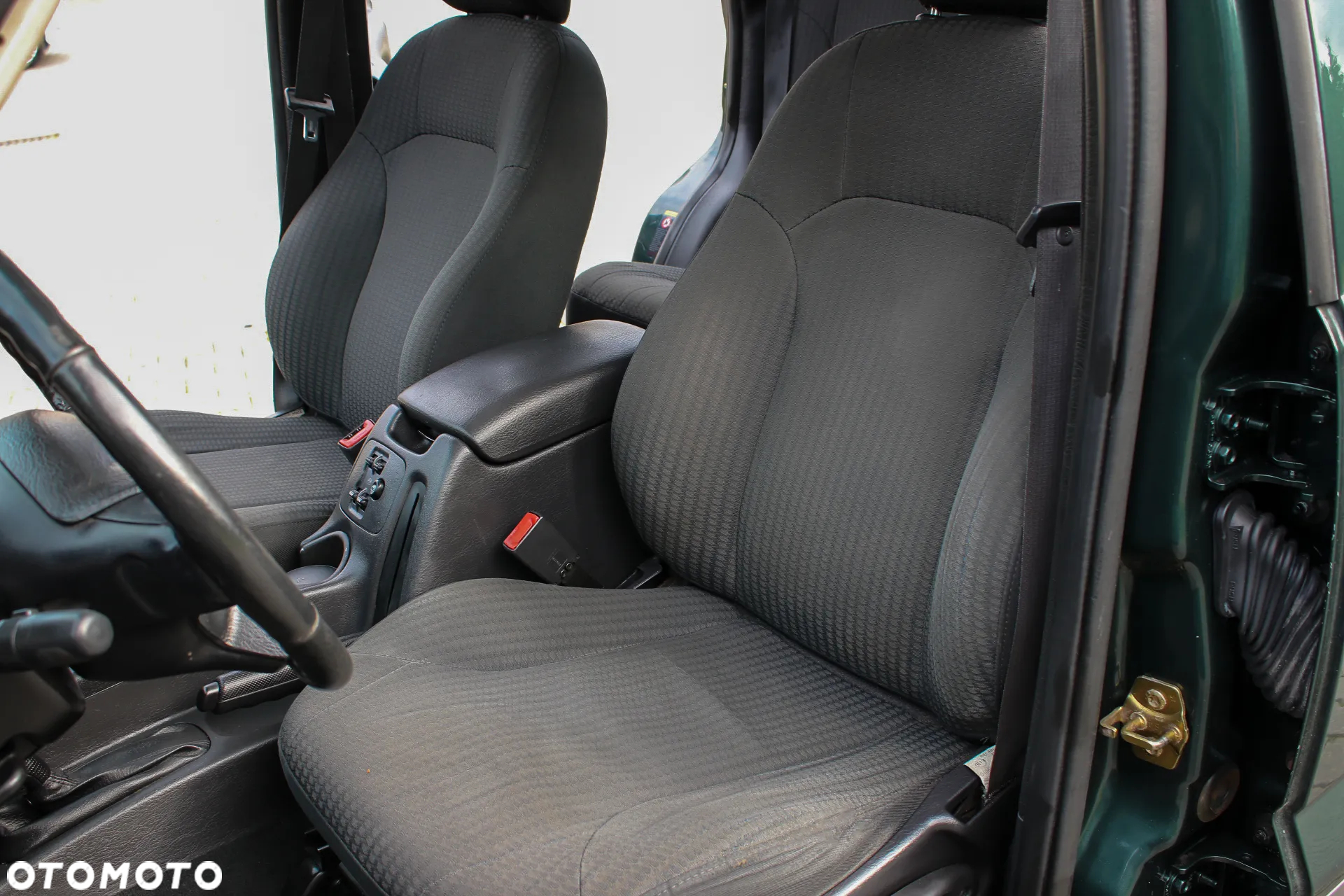 Jeep Cherokee 2.8 CRD Exclusive - 34