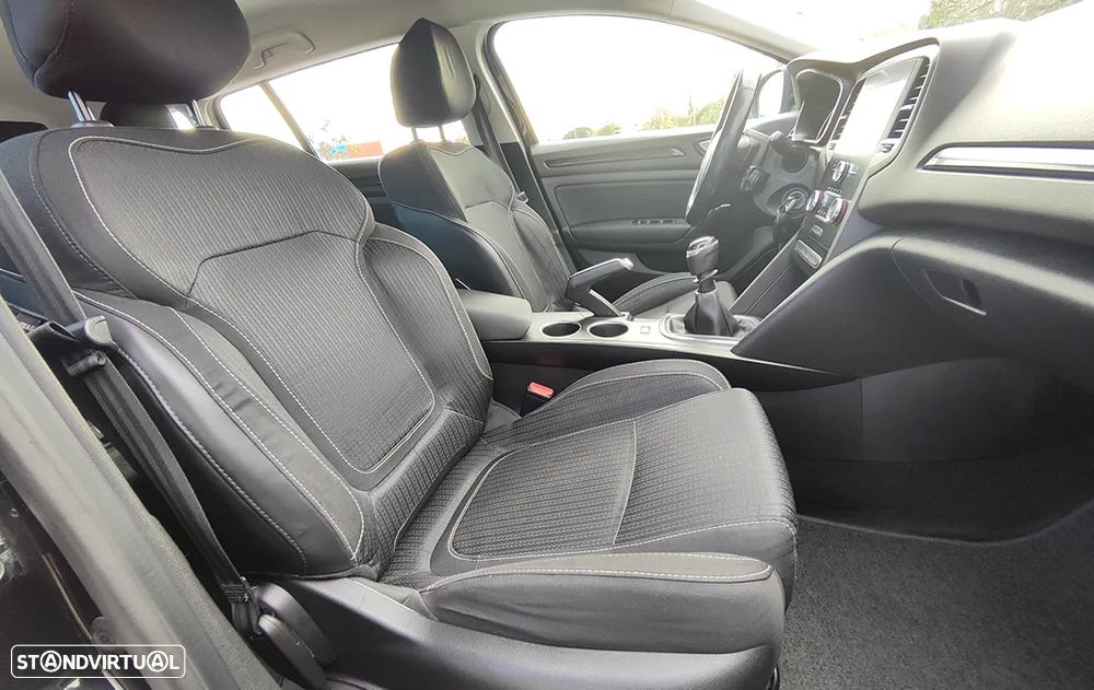 Renault Mégane Sport Tourer 1.5 dCi Limited - 11