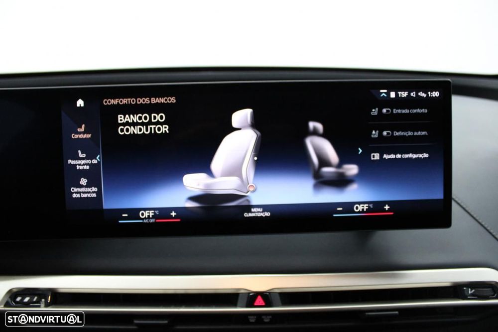BMW iX xDrive 40 Pack Desportivo - 36