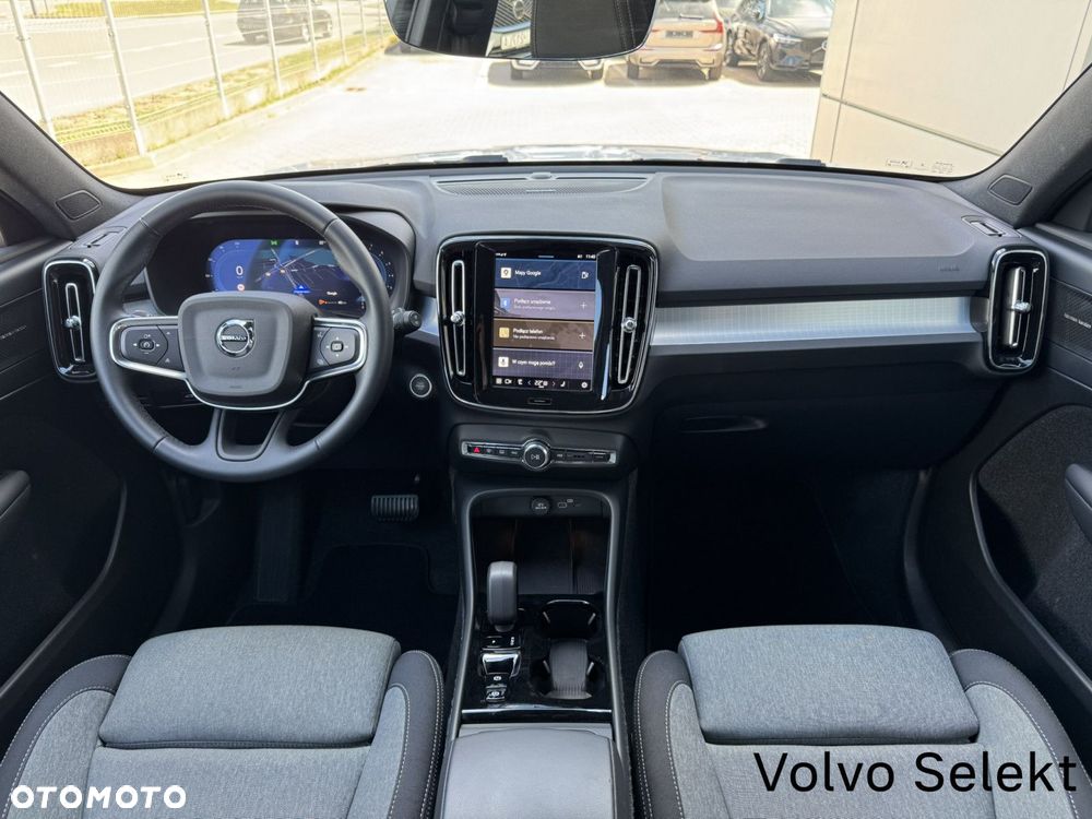Volvo XC 40 B3 Plus Dark - 18
