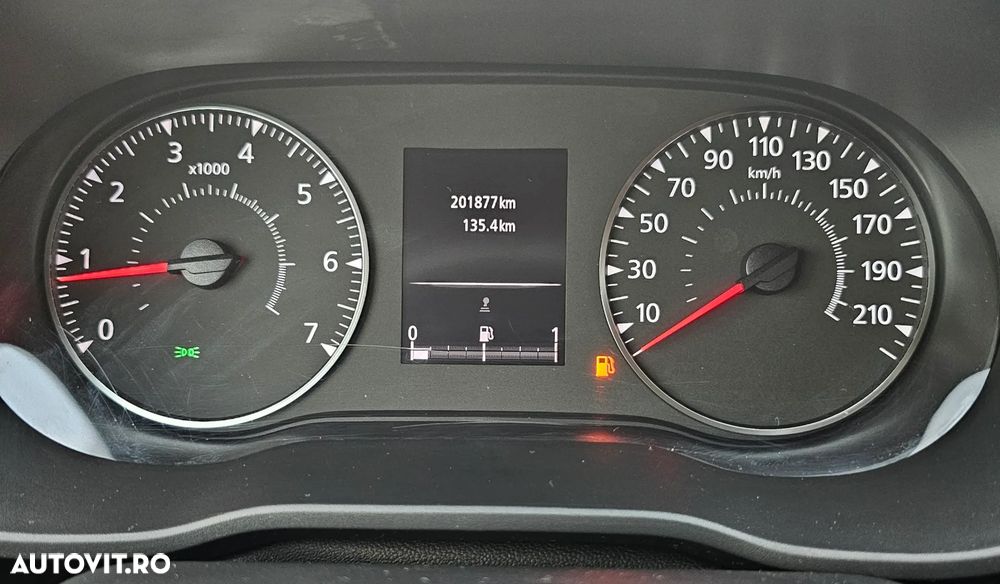 Dacia Duster 1.6 SCe Prestige jante 17" - 17