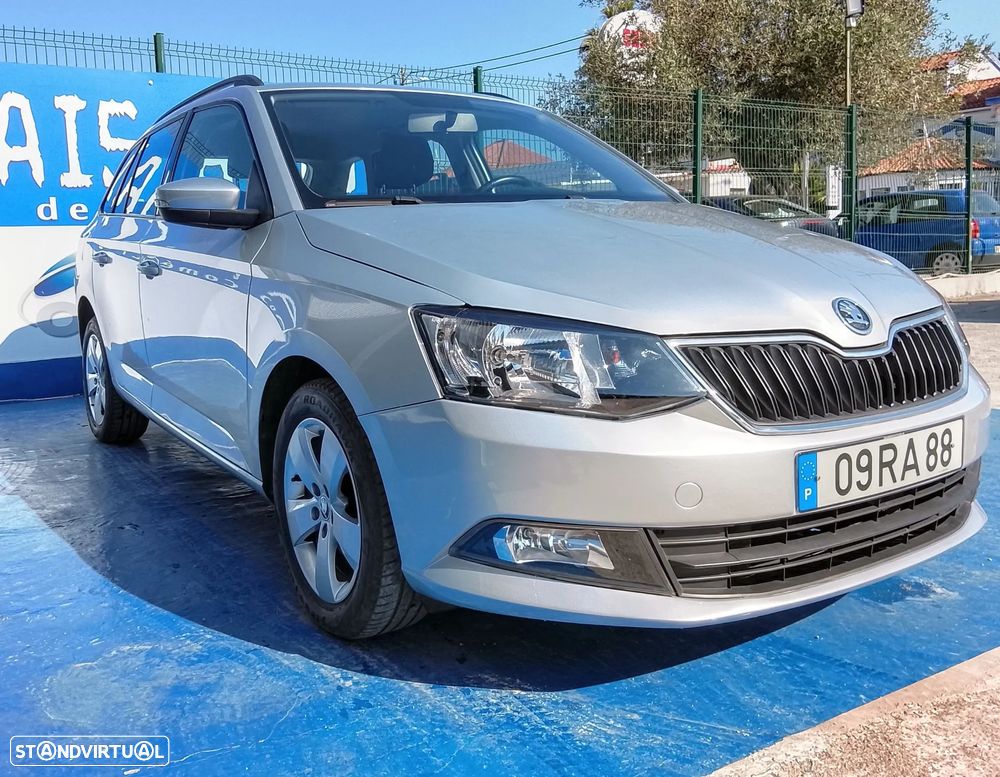 Skoda Fabia Break 1.0 Active - 1