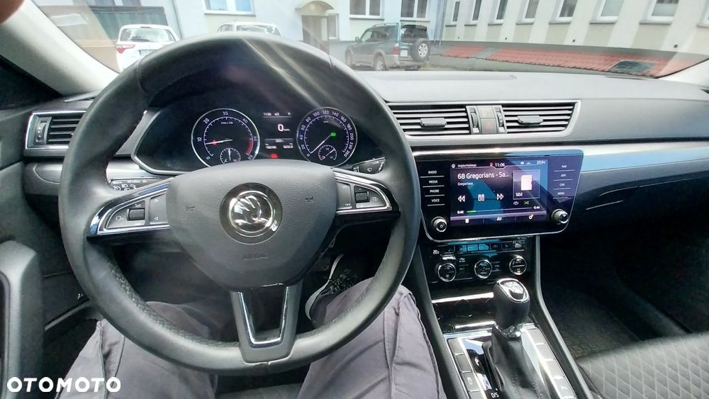 Skoda Superb 2.0 TDI SCR Style DSG - 11