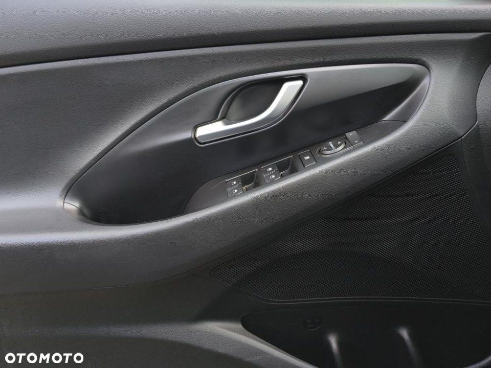 Hyundai i30 - 16