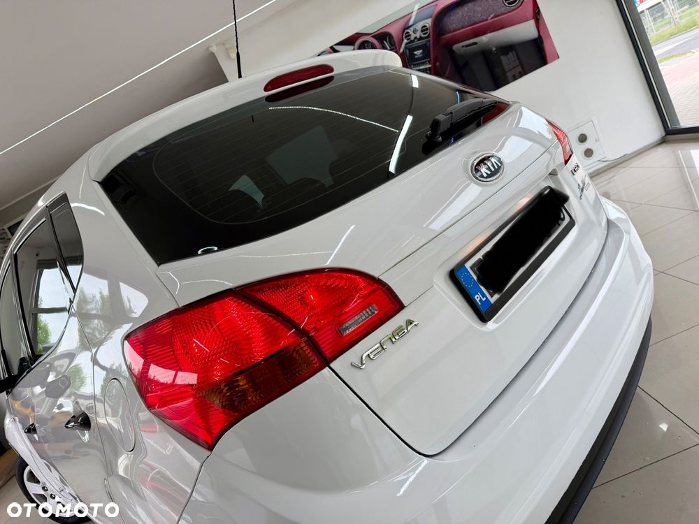 Kia Venga 1.4 CRDi M - 13